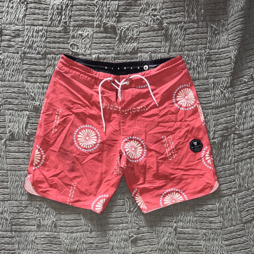 VISSLA Coral Patterned Board Shorts